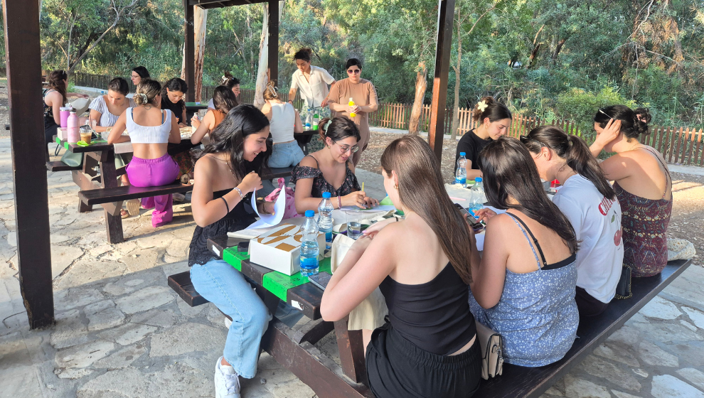 Youth-Well in Colour: “Carry Your Voice: Paint Your Tote Bag for Youth Empowerment”