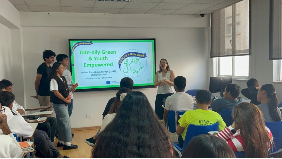 CARDET Promotes Youth Engagement through the UxGE Project at CASA College